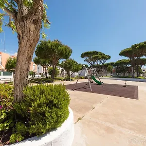 https://apartamento-playa-la-barrosa-chiclana-de-la-frontera.es-andalucia.com